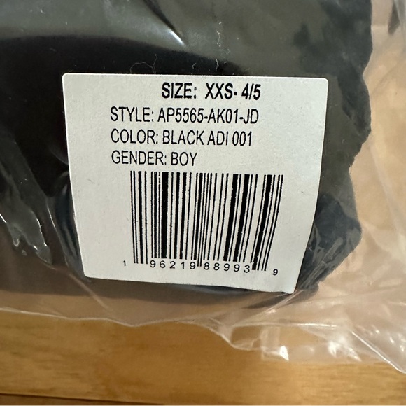 Brand New Boys Adidas Black Puffer Jacket Coat, Midweight, Size 4/5, NWT - Picture 4 of 5